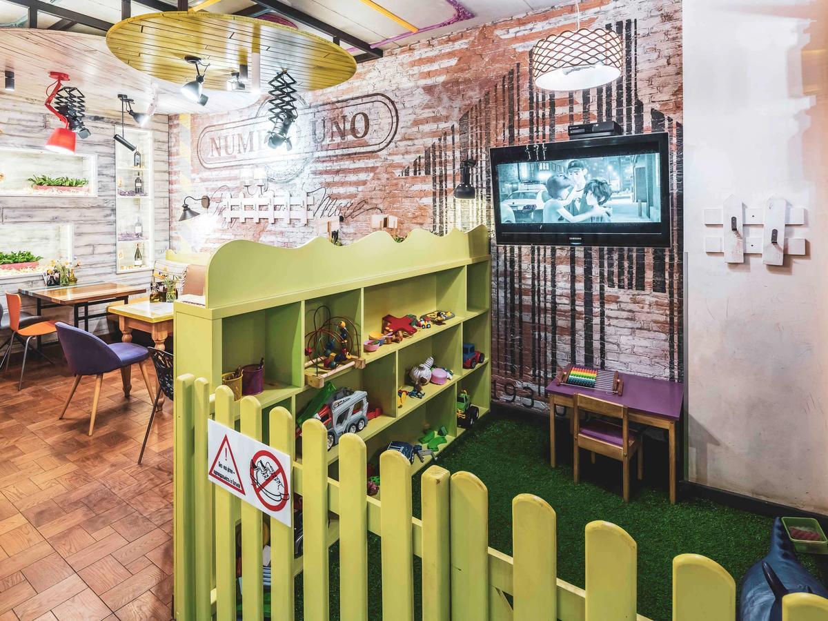 Ibis Styles Lviv Center Hotel Eksteriør billede